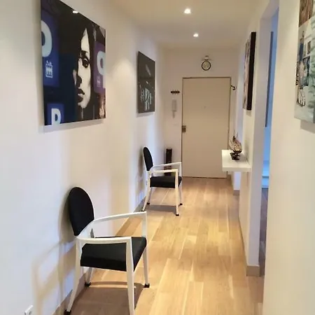 Apartment A Dans Triangle D'or